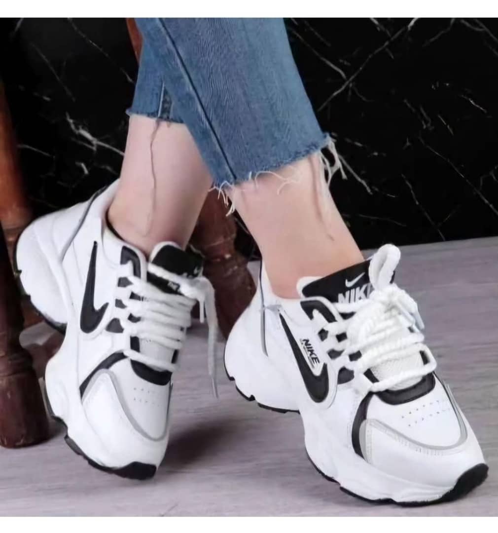 کتونی نایک پیو