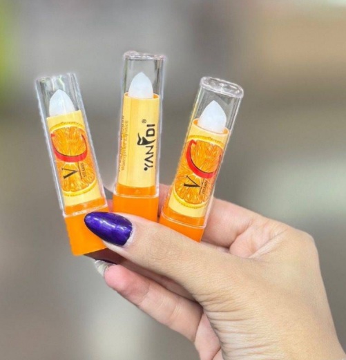 ویتامین c لب